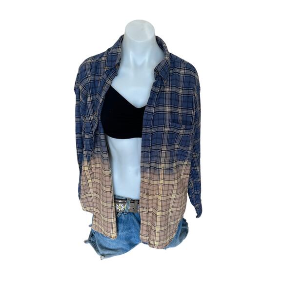 Corgi Dog Lover Plaid Flannel Shirt LARGE Oversized Van Gough Upcycle Unique - Picture 4 of 7